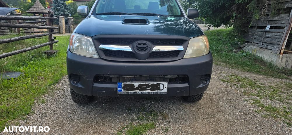 Toyota Hilux 4x4 Double Cab - 3