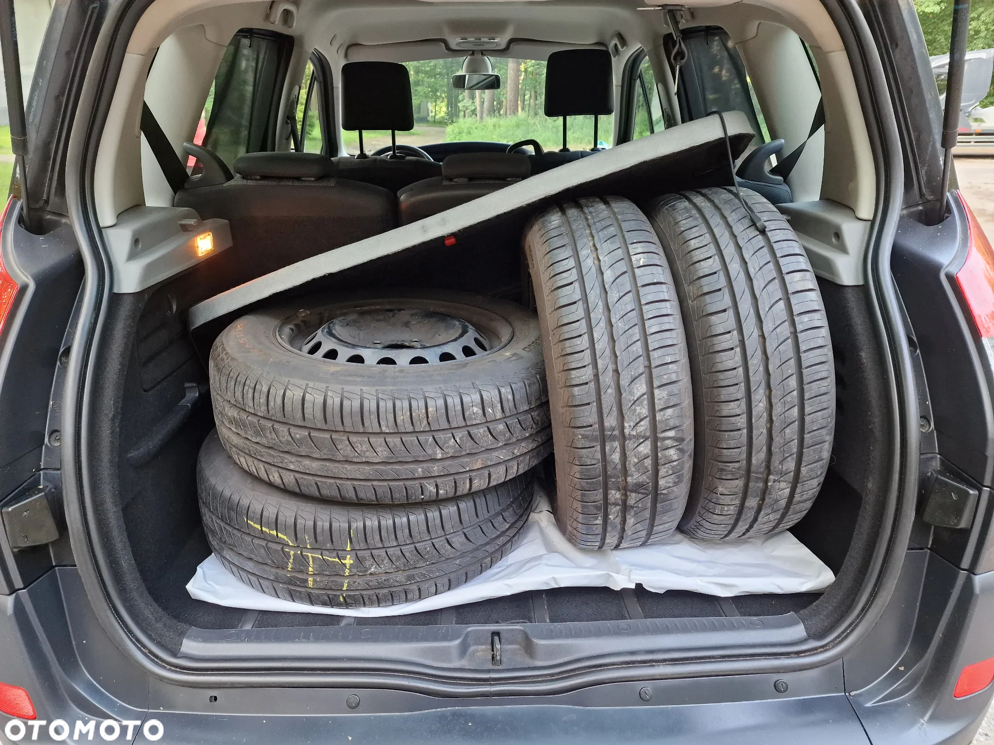 Renault Scenic 1.6 16V Alize - 14