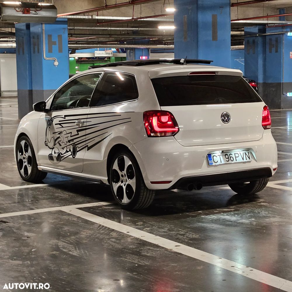 Volkswagen Polo - 6
