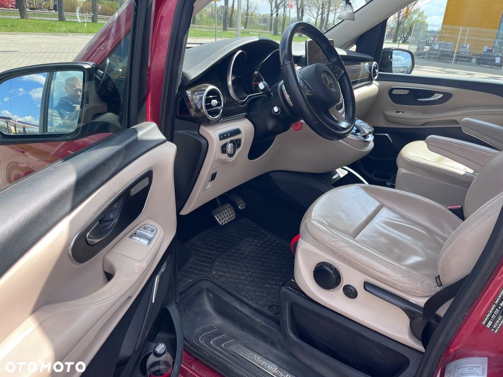 Mercedes-Benz Klasa V 250 d 4-Matic Avantgarde 7G-Tronic (d³ugi) - 19