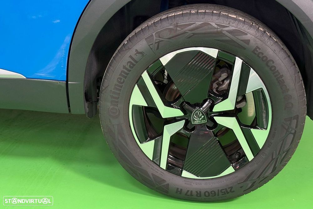 Peugeot 2008 1.2 PureTech Allure - 4