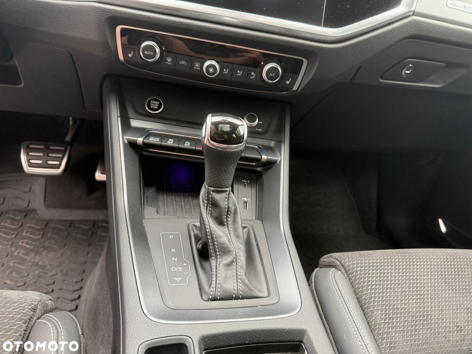 Audi Q3 40 TDI Quattro S Line S tronic - 32