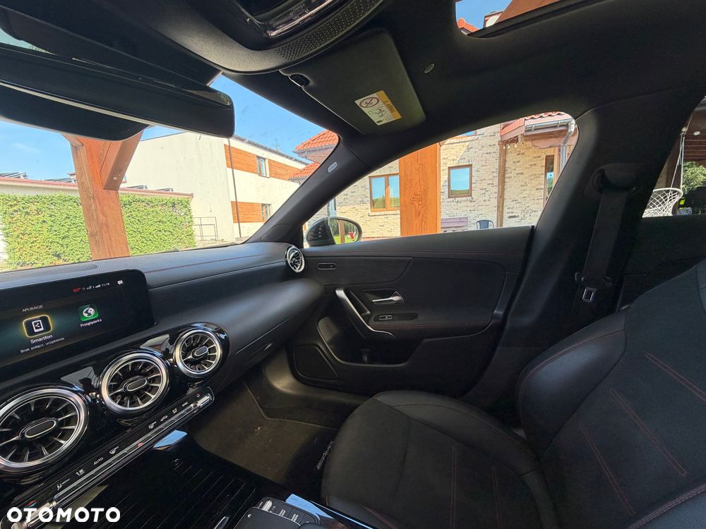 Mercedes-Benz CLA 220 d 4-Matic AMG Line 8G-DCT - 12
