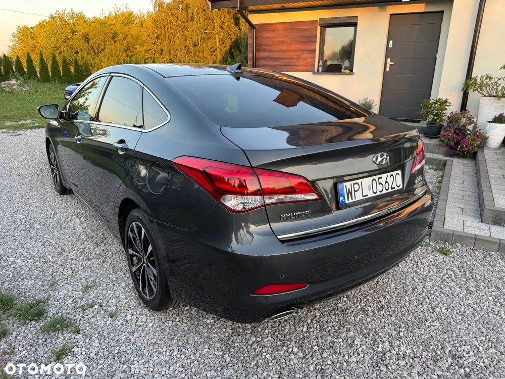 Hyundai i40 Kombi 1.7 CRDi Premium - 16