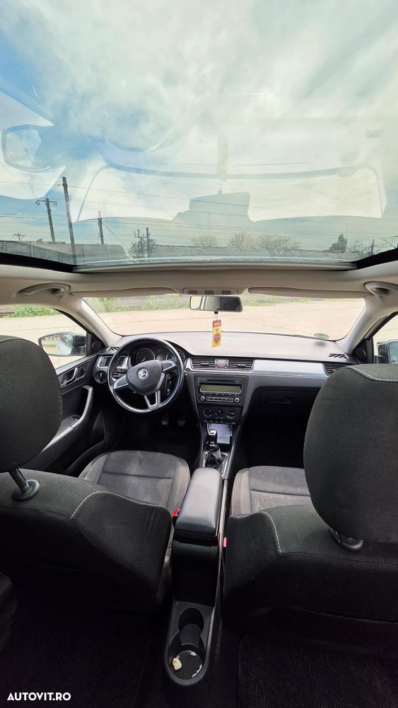 Skoda RAPID 1.6 TDI Drive - 8