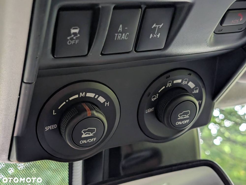 Toyota 4-Runner - 14