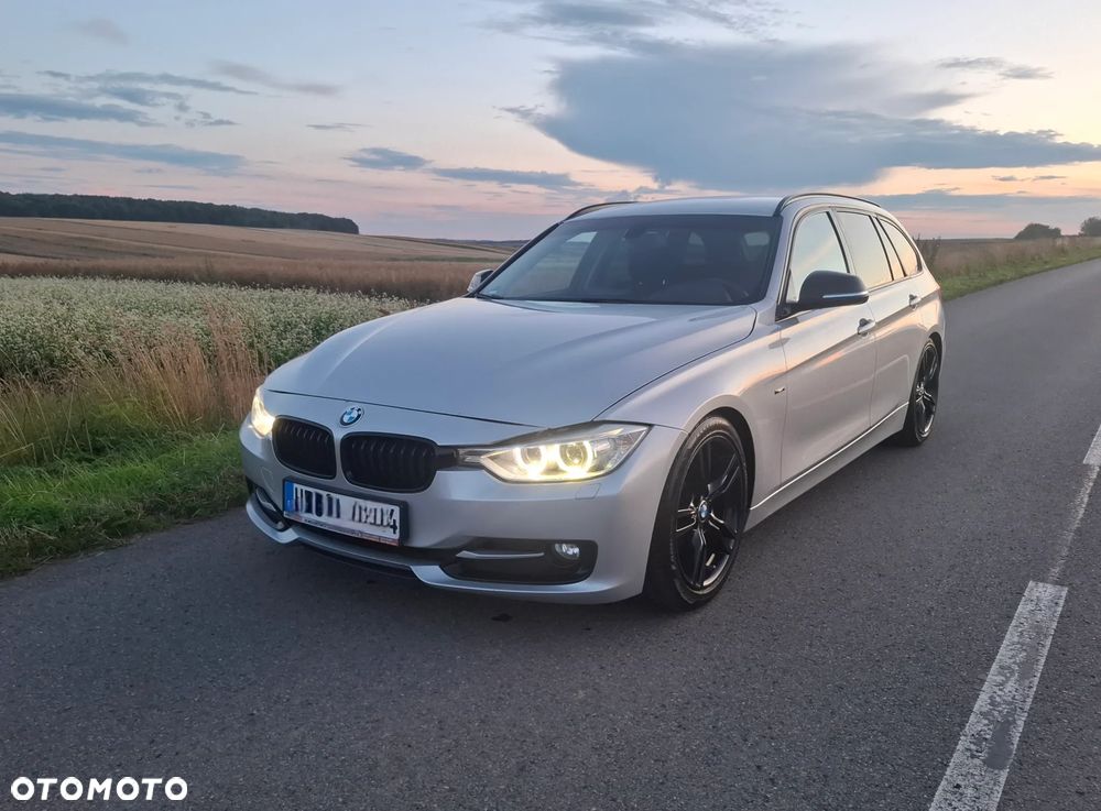 BMW Seria 3 320d Sport Line - 2