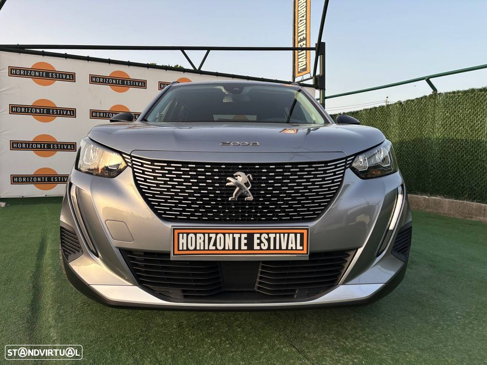 Peugeot e-2008 Style - 17