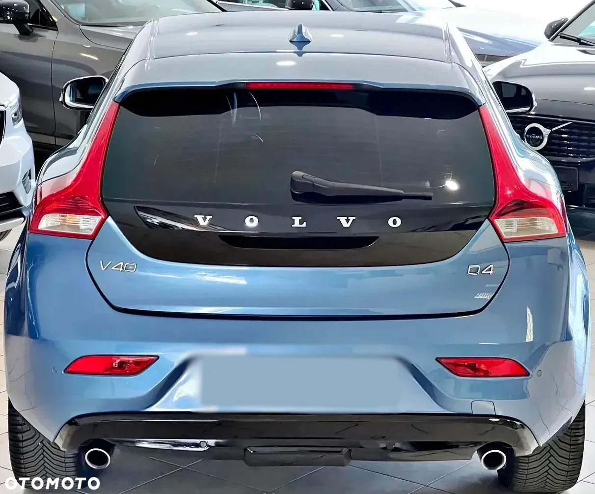 Volvo V40 - 11