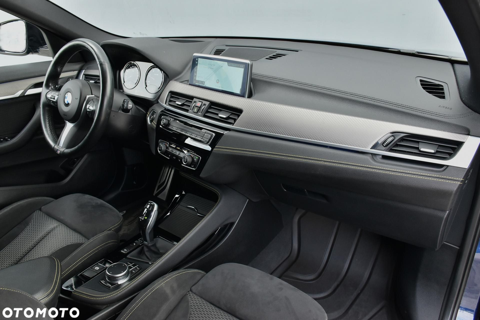 BMW X2 - 12