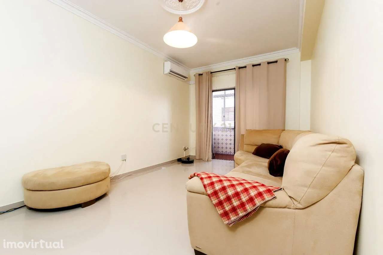 T2 R/c. alto - Remodelado - Torre da Marinha - Grande imagem: 5/19