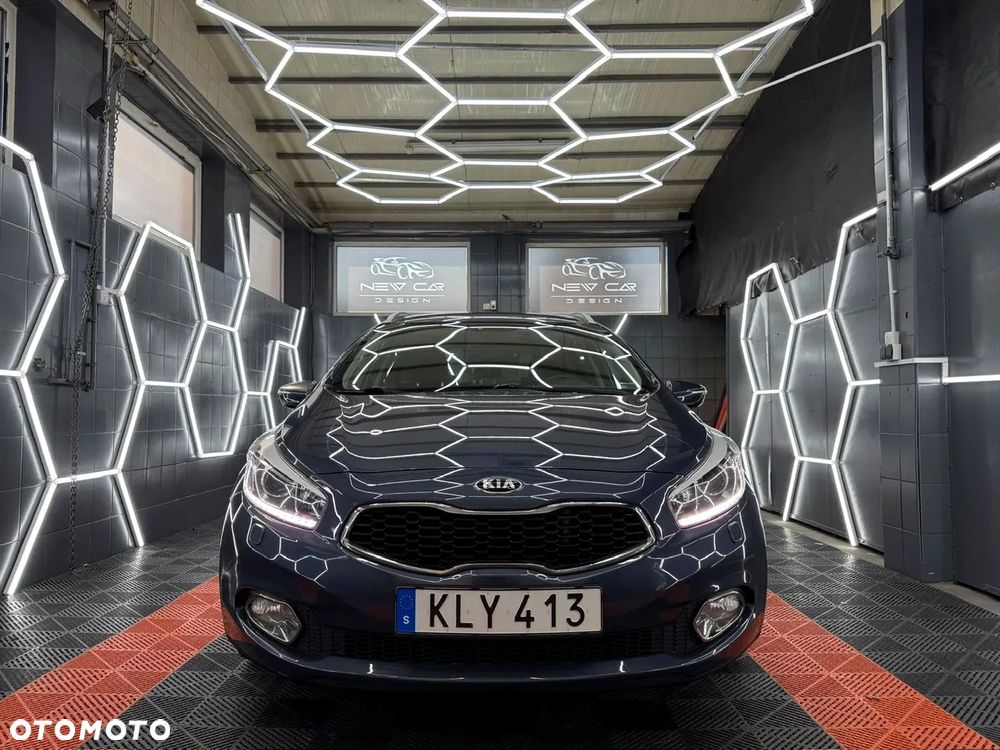 Kia Ceed 1.6 CRDi 128 Platinum Edition - 7
