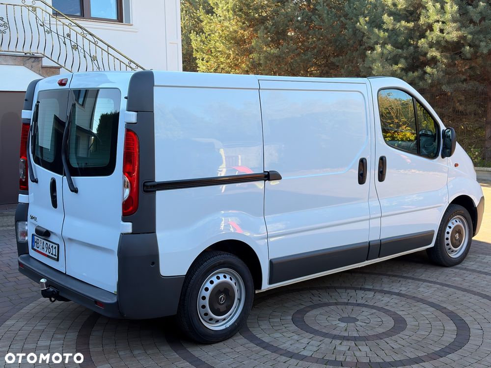 Opel Vivaro - 5