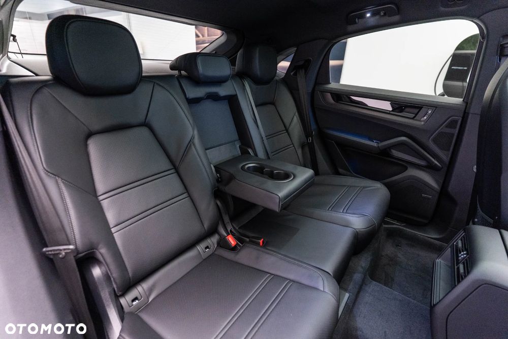 Porsche Cayenne E-Hybrid PHEV Black Edition - 14
