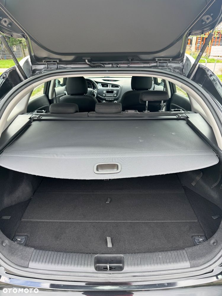 Kia Ceed 1.4 CVVT Attract - 11