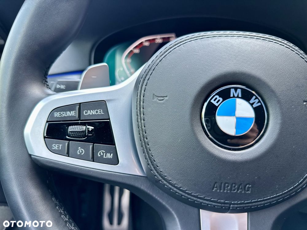 BMW Seria 5 520d xDrive M Sport Edition - 15