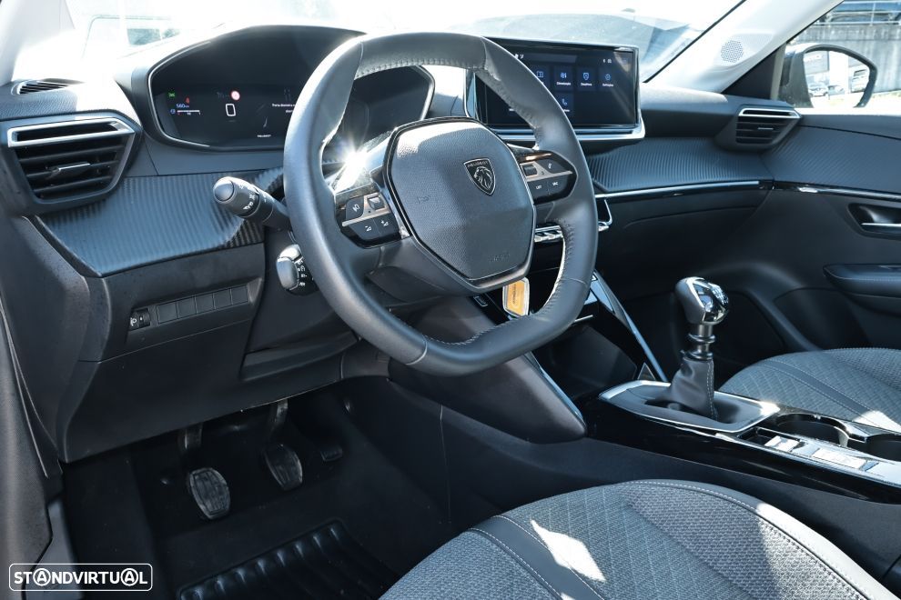 Peugeot 208 1.2 PureTech Allure - 13