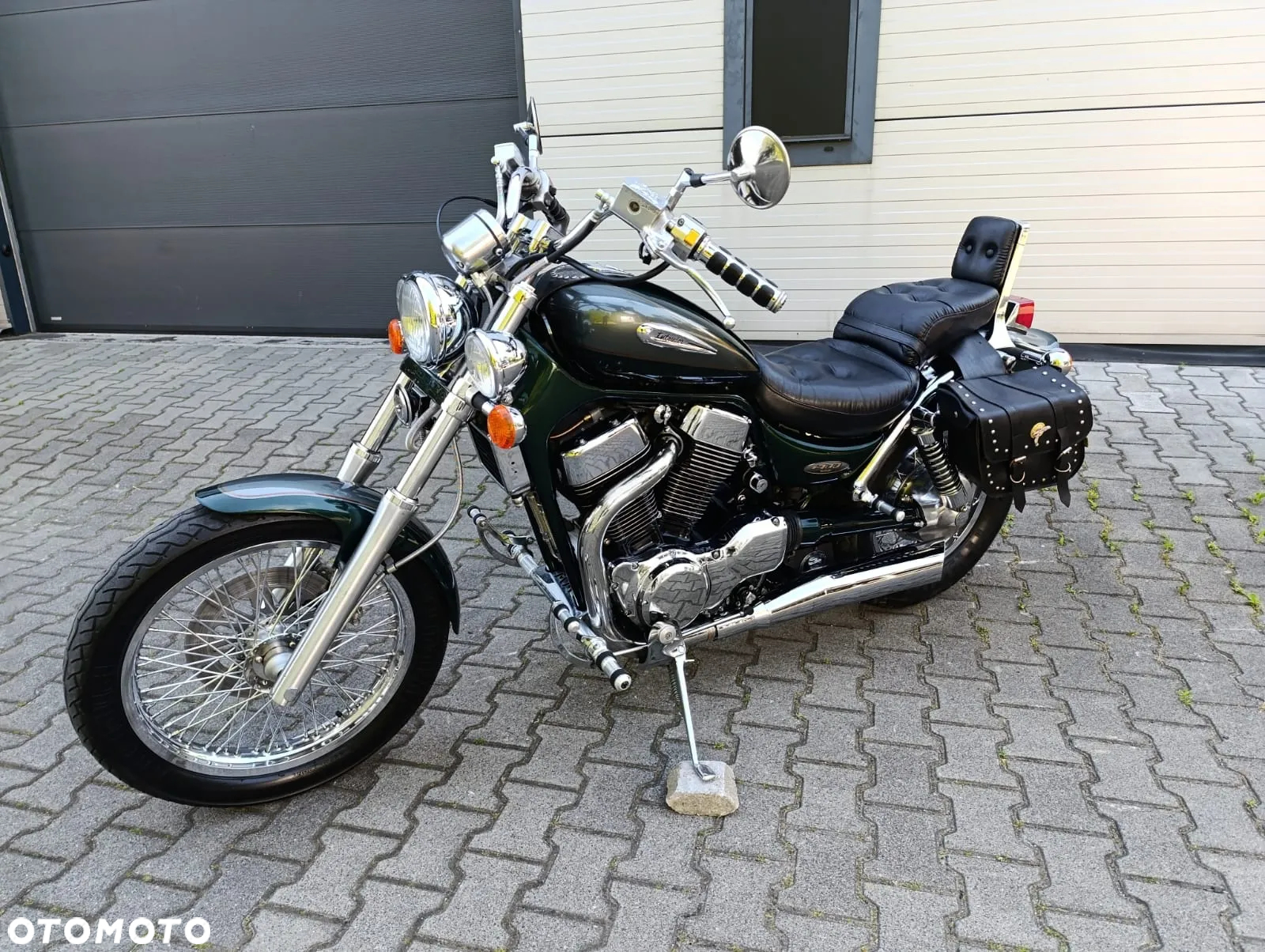 Suzuki Intruder - 7