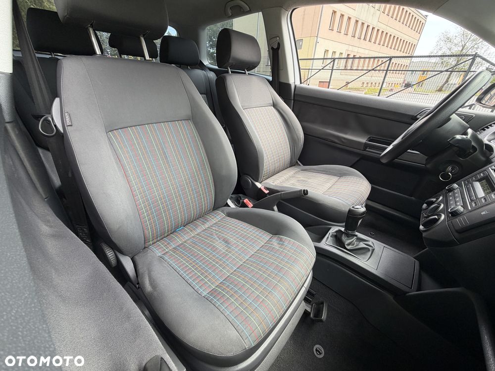 Volkswagen Polo - 8