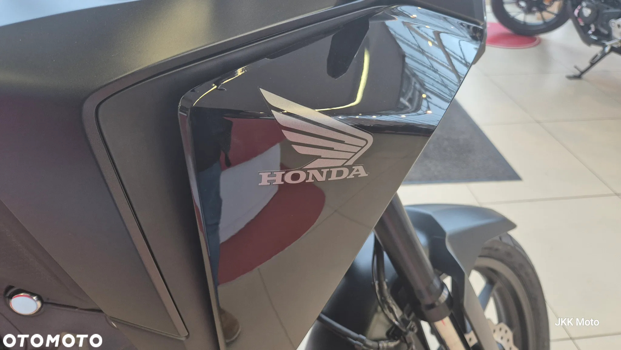 Honda NX - 9