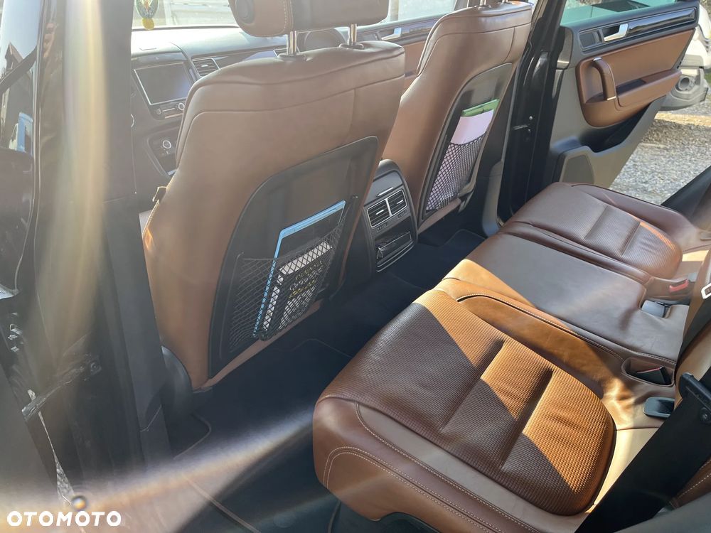 Volkswagen Touareg 3.0 V6 TDI BMT X-Edition - 4