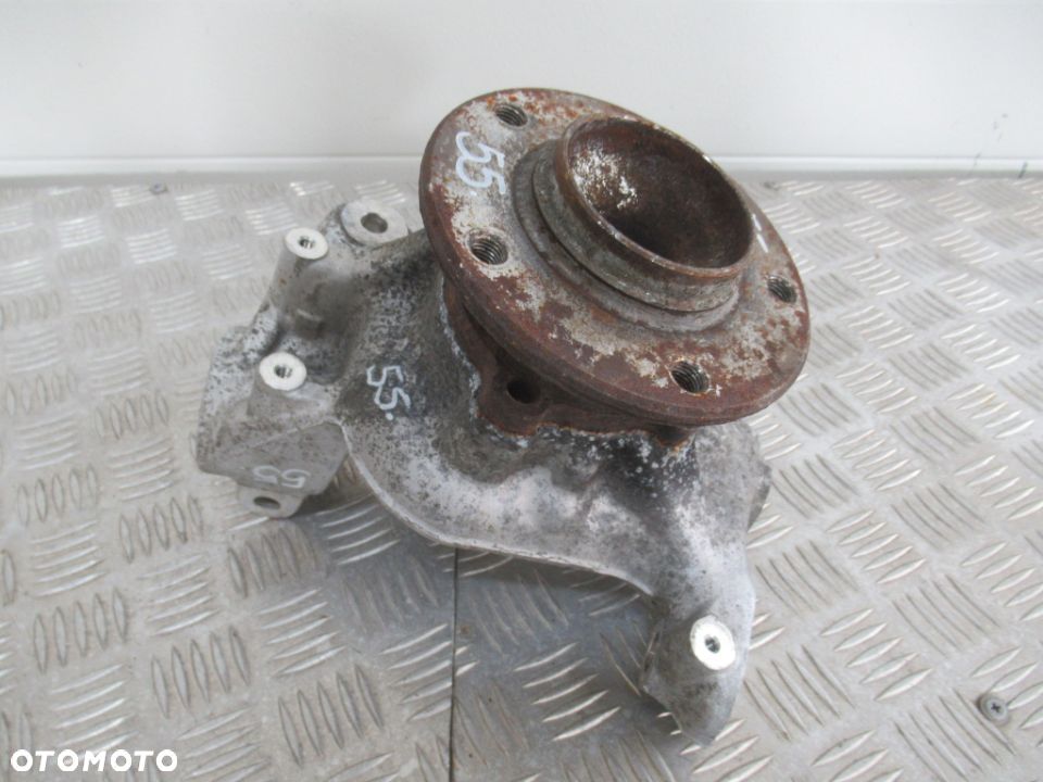PIASTA ZWROTNICA PRZEDNIA PRZÓD LEWA BMW 1 E87 E81 31216764443-03 6764443-032004- - 2