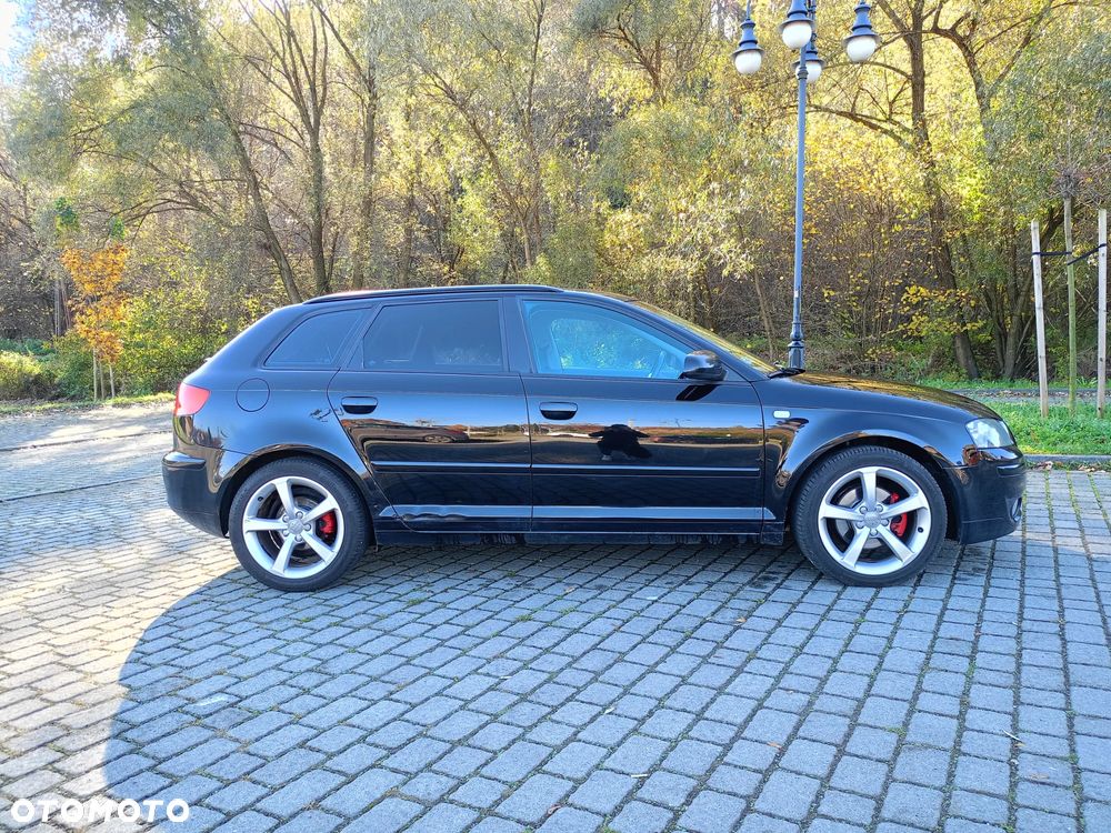 Audi A3 Sportback - 3
