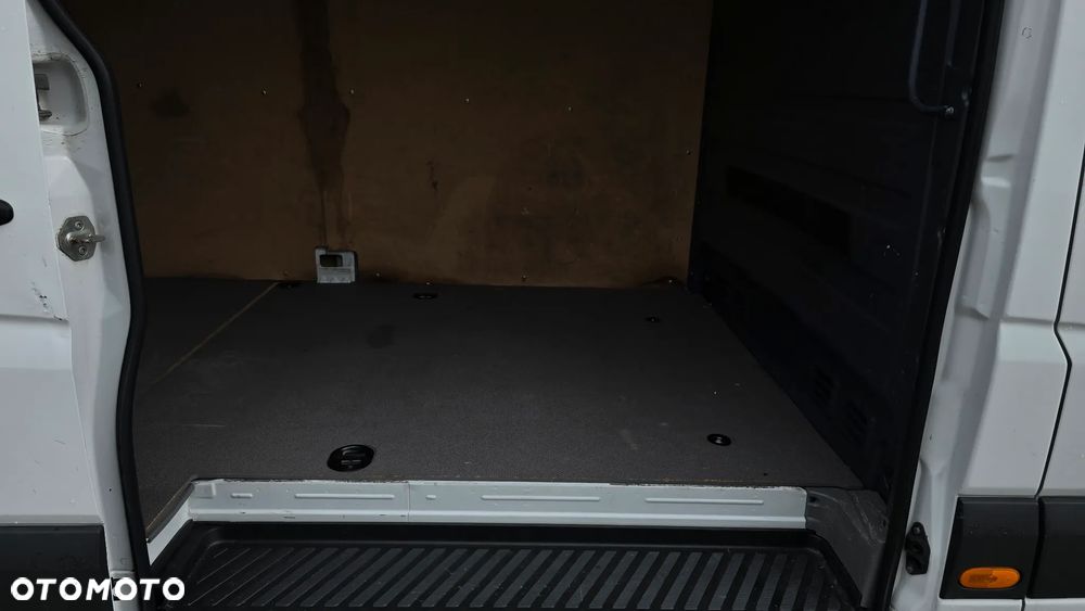 Mercedes-Benz Sprinter - 18