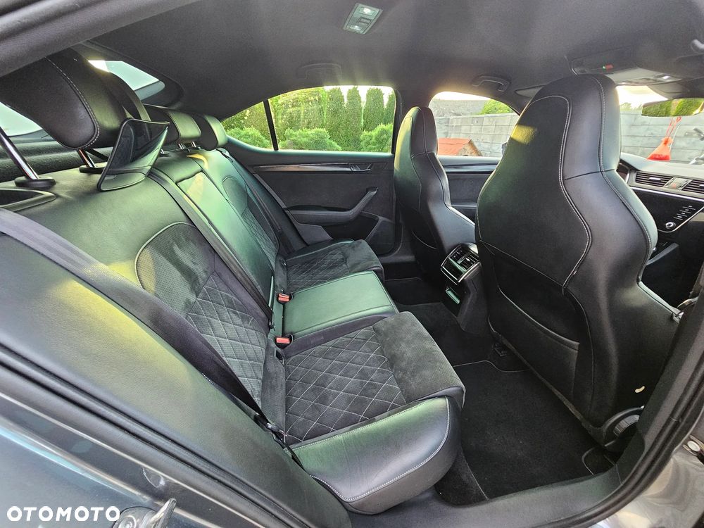 Skoda Superb 2.0 TSI Sportline DSG - 13