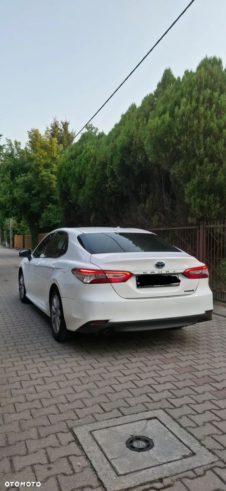 Toyota Camry 2.5 Hybrid Comfort CVT - 6