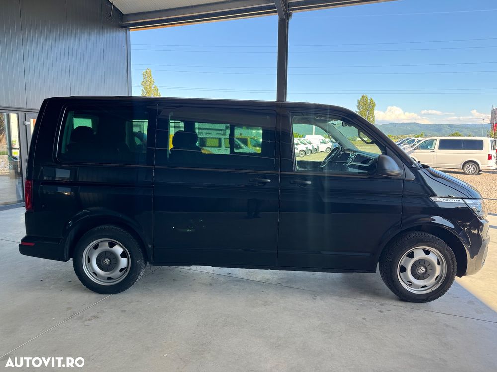 Volkswagen Multivan - 12