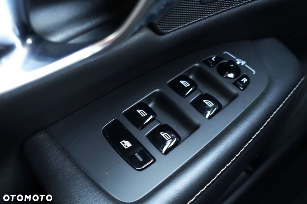 Volvo V90 Cross Country T5 AWD Pro - 23