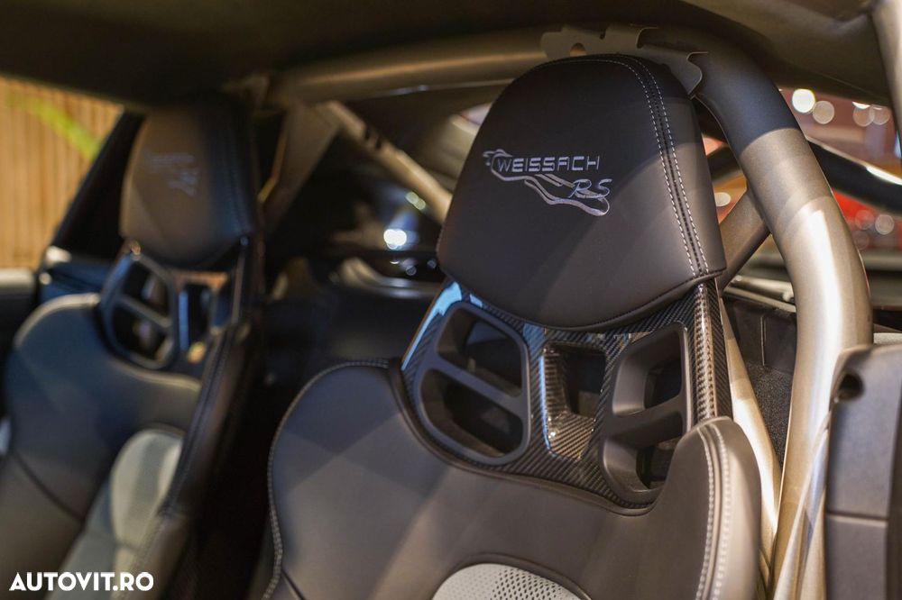 Porsche Cayman 718 GT4 RS - 14