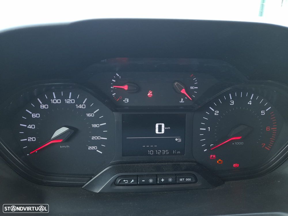 Peugeot Partner - 12
