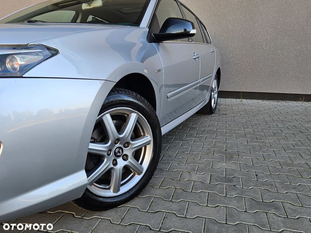 Renault Laguna dCi 150 FAP Bose - 19