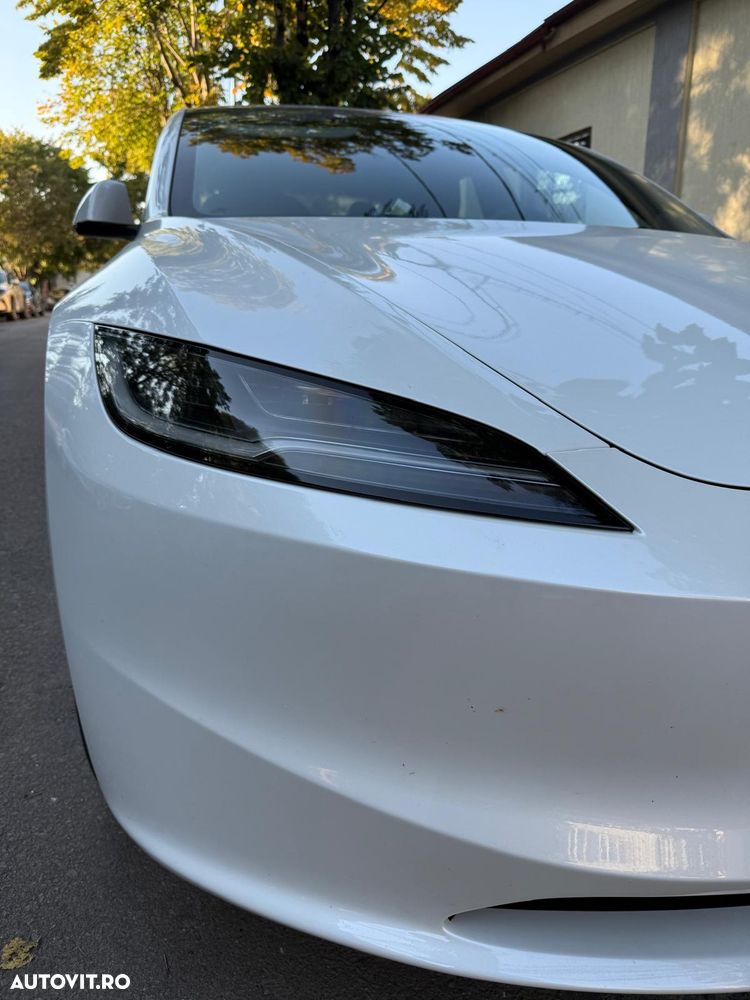Tesla Model 3 RWD - 8