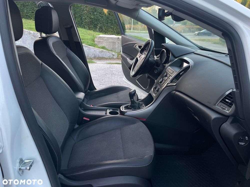 Opel Astra 1.4 Turbo Exklusiv - 16