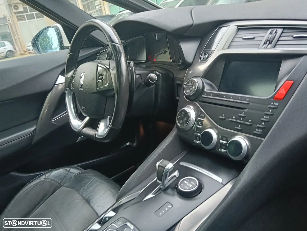 Citroën DS5 2.0 HDi Hybrid4 So Chic CMP6 - 8