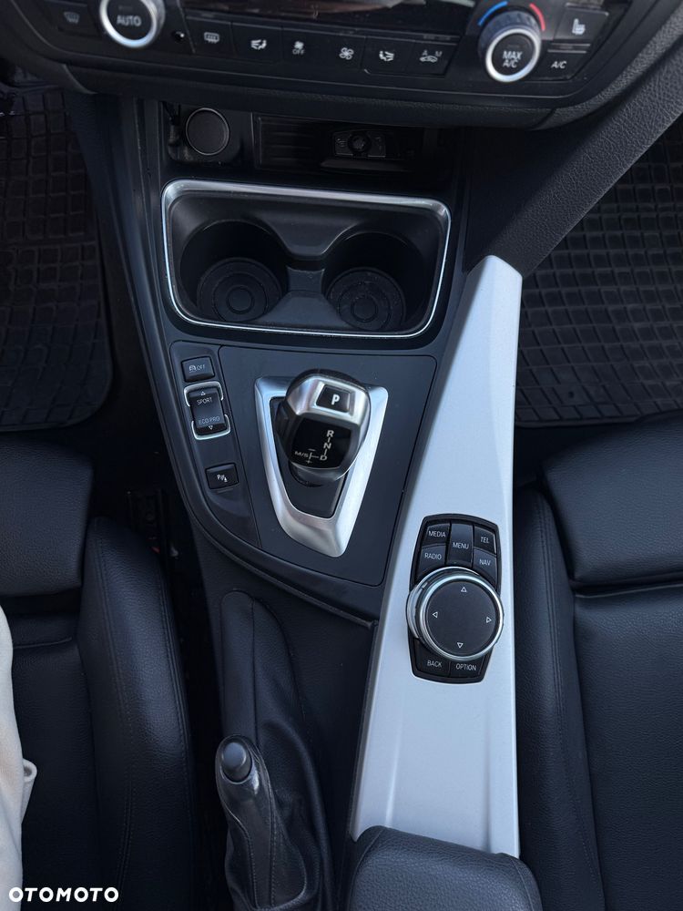 BMW Seria 3 316d - 14