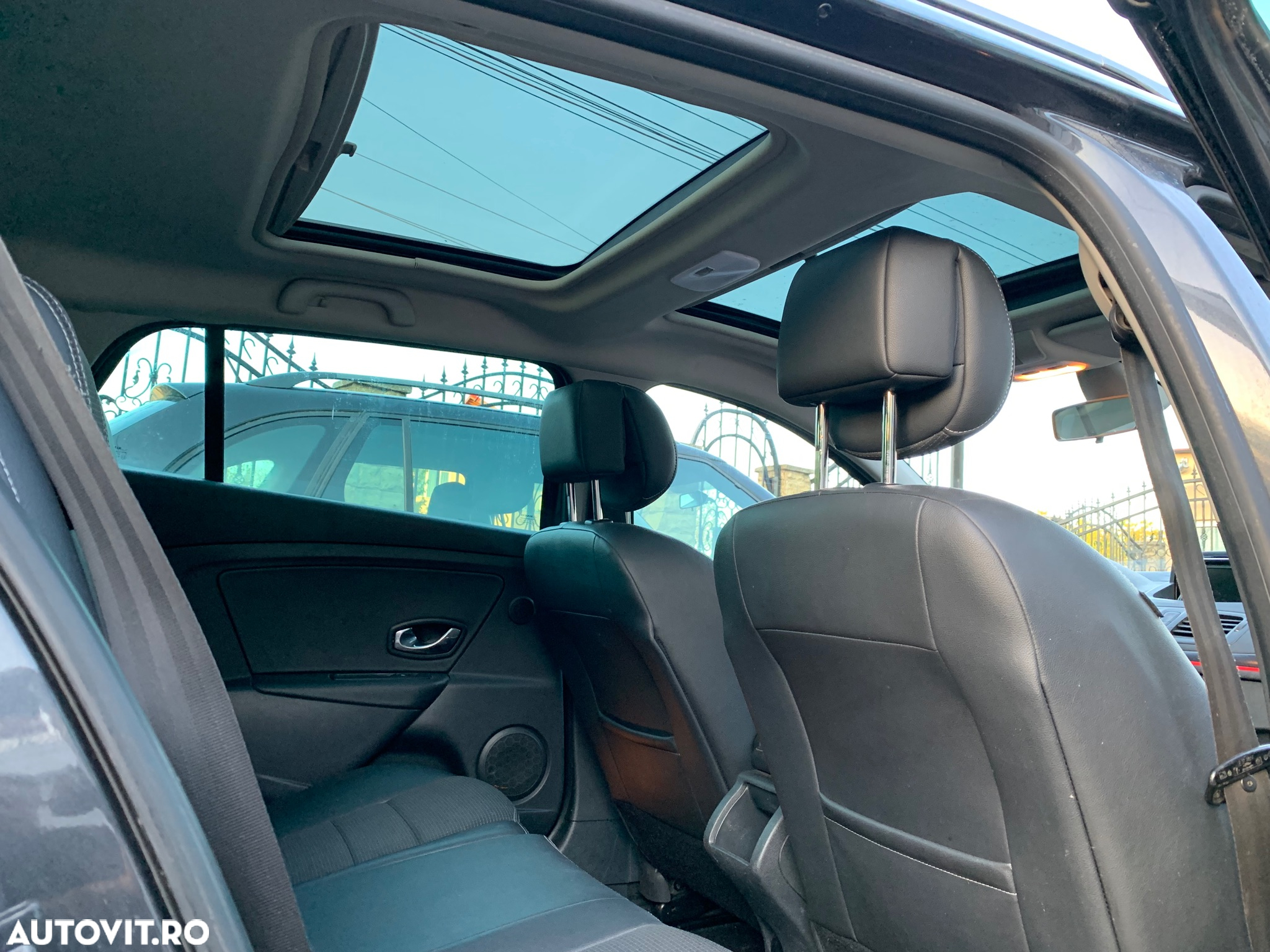 Renault Megane ENERGY dCi 110 GT LINE - 31