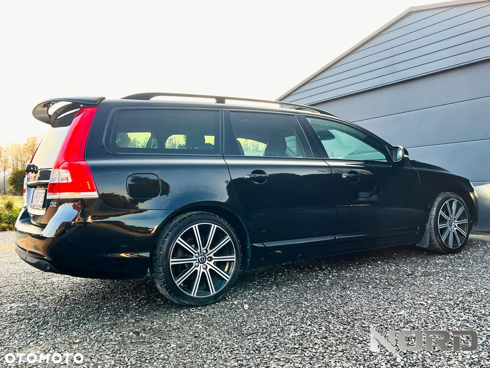 Volvo V70 D2 Geartronic Momentum - 10