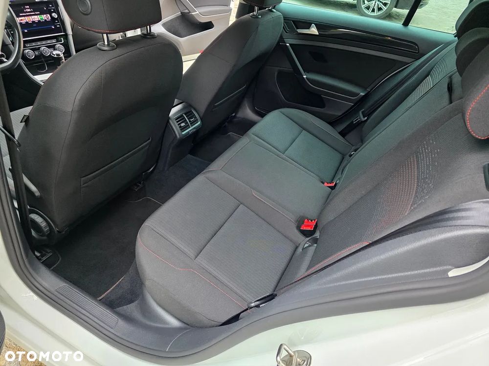 Volkswagen Golf 2.0 TDI Sound - 7