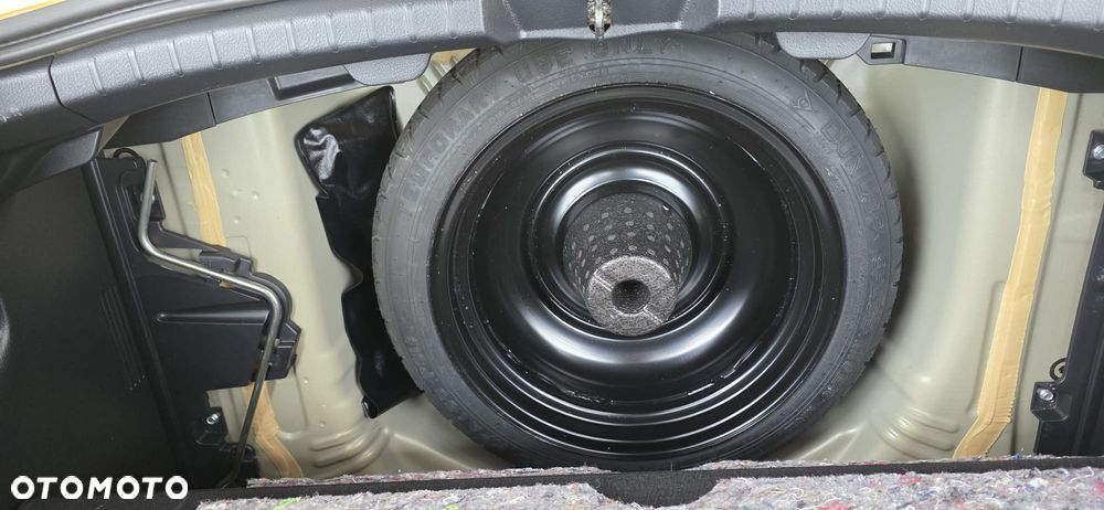 Toyota Yaris 1.5 20th Anniversary - 24