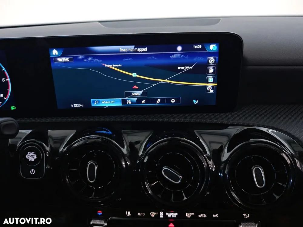 Mercedes-Benz A 200 7G-DCT - 10