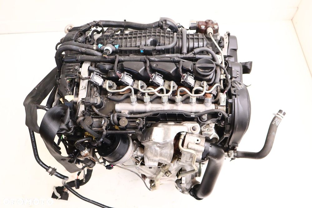 VOLVO XC40 2.0 D4 SILNIK D4204T12 - 2