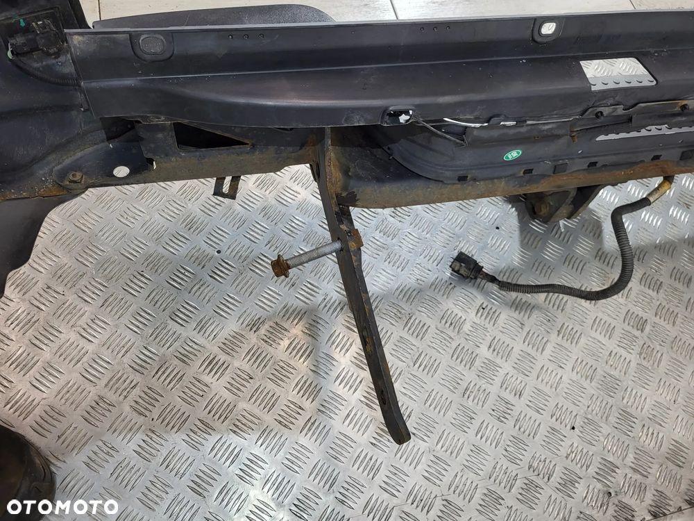Vw Amarok Zderzak Belka Hak Tył Chrom - 14