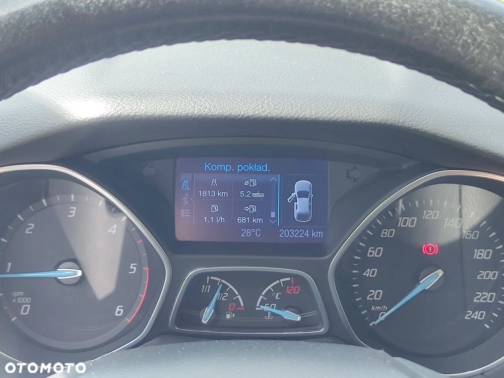 Ford Focus Turnier 1.6 TDCi ECOnetic 88g Start-Stopp-Sy Titanium - 12