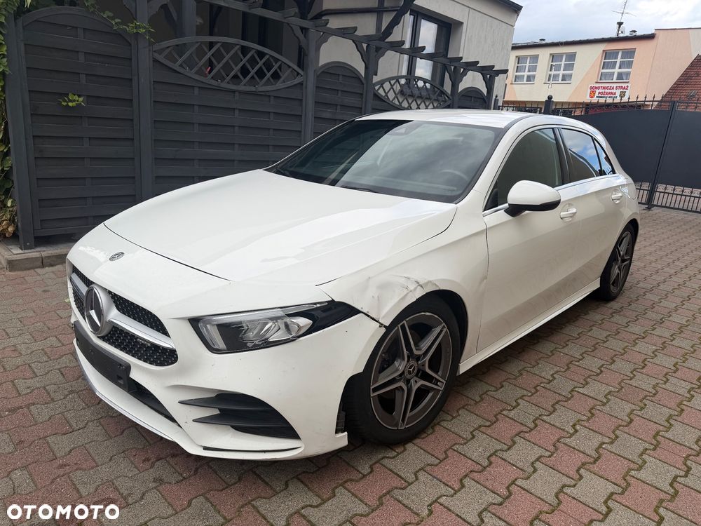 Mercedes-Benz Klasa A 180 AMG Line - 3