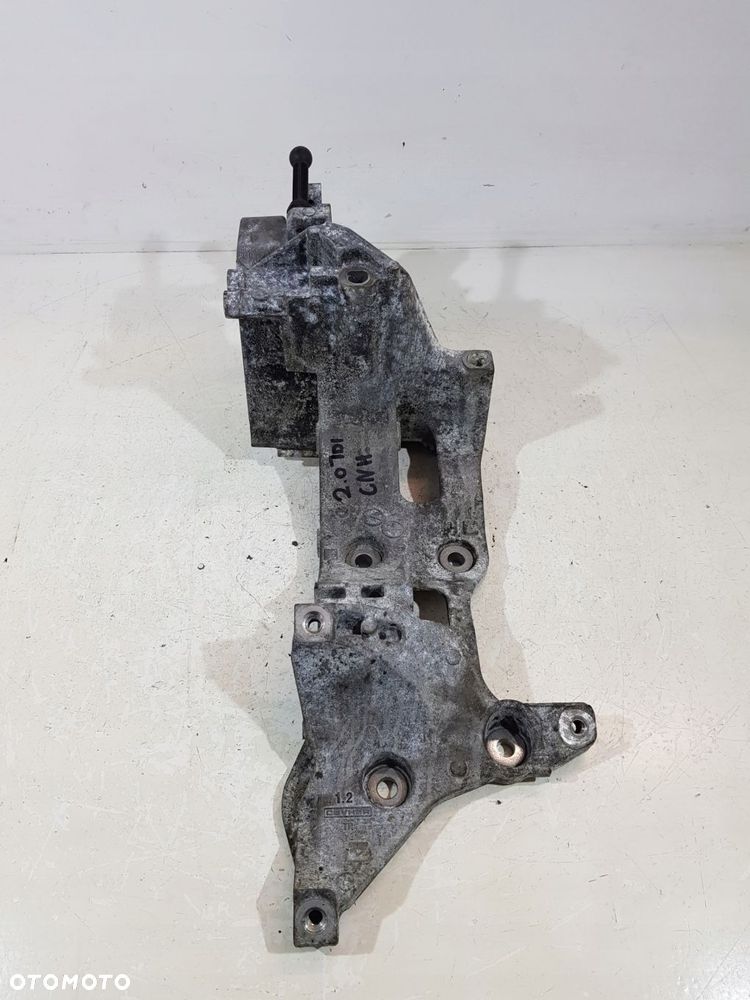 łapa wspornik alternatora 04l903143d vw audi skoda a6 a4 2.0 tdi - 2