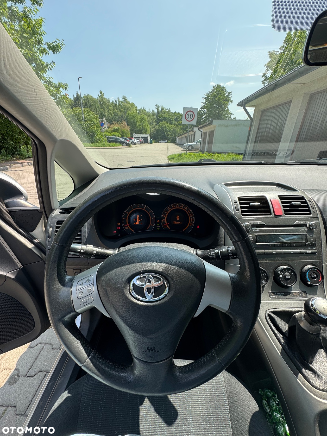 Toyota Auris - 10